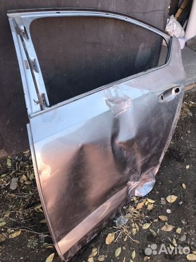 Дверь задняя левая skoda octavia a7