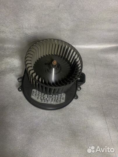 Моторчик печки BMW 116i F20