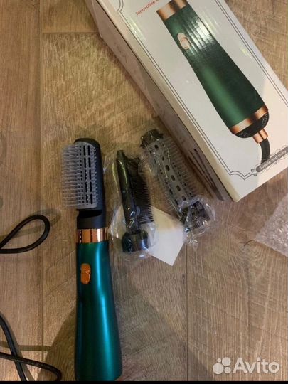 Новая фен щетка для волос с ионизацией