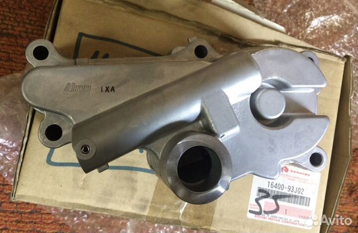 Масляный насос Suzuki DF200-DF300A