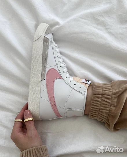 Кроссовки Nike Blazer mid 77