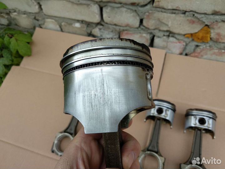 Шатун Kia Sportage 1 2.0 FE Поршень Спортейдж 1