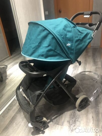 Прогулочная коляска muze
