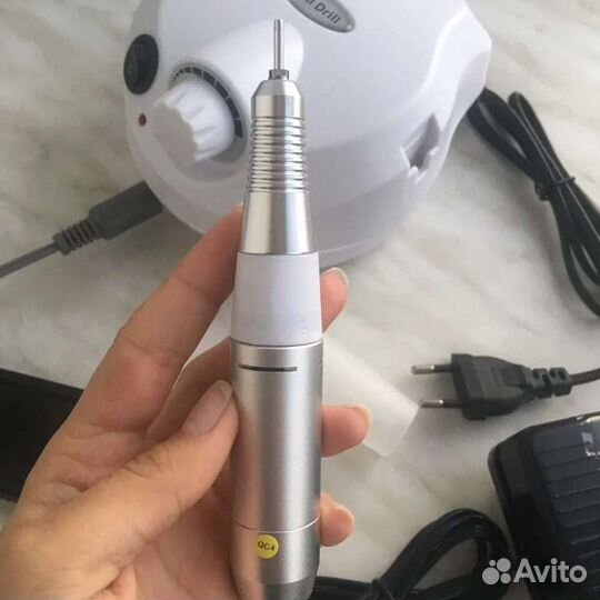 Аппарат для маникюра и педикюра