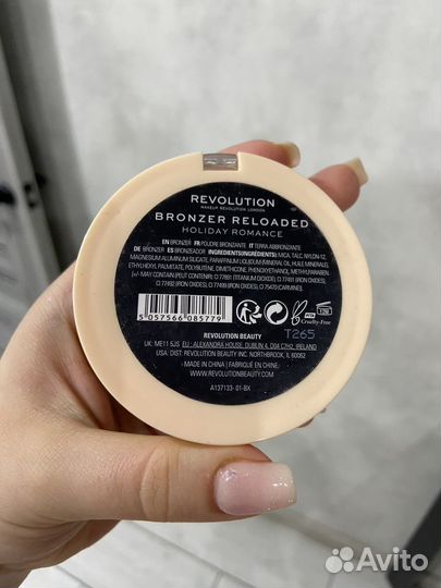 Revolution бронзер