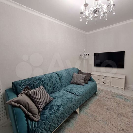 2-к. квартира, 70 м², 11/13 эт.