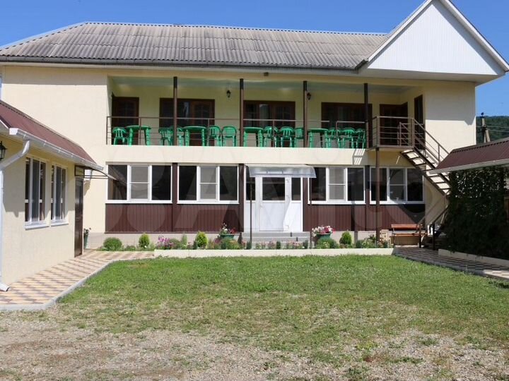 Комната 12 м² в 9-к., 2/2 эт.