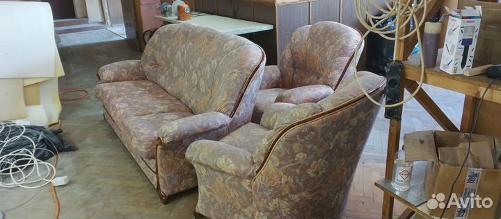 Перетяжка, реставрация и ремонт мебели