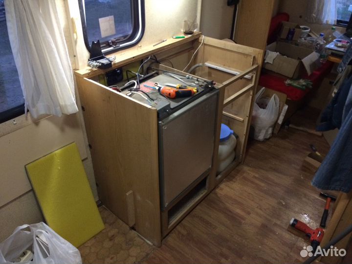 Ремонт прицепа-дачи, автодома