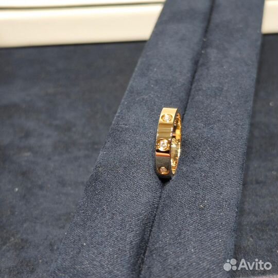 Кольцо Cartier Love бриллианты