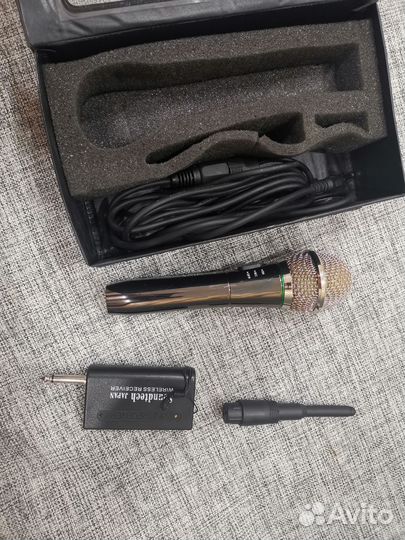 Soundtech Japan super professional microphone