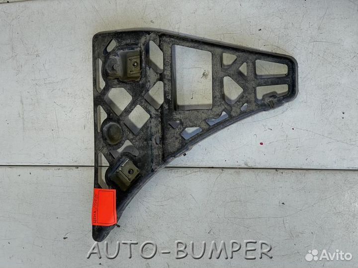 Ford Transit 2006- Крепление переднего бампера лев