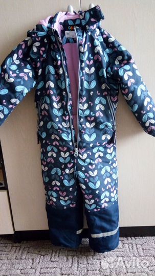 Зимний комбинезон для девочки
