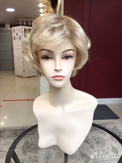 Искусственный парик Alexis Ellen Wille