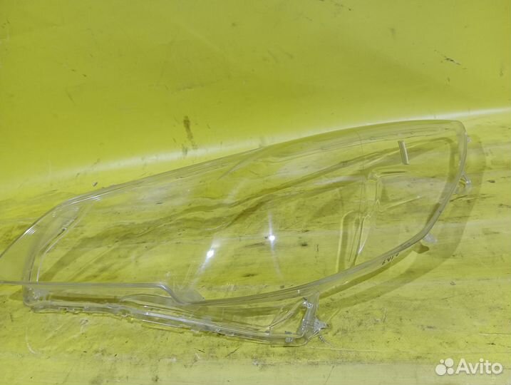 Стекло фары левое Subaru Outback Legacy