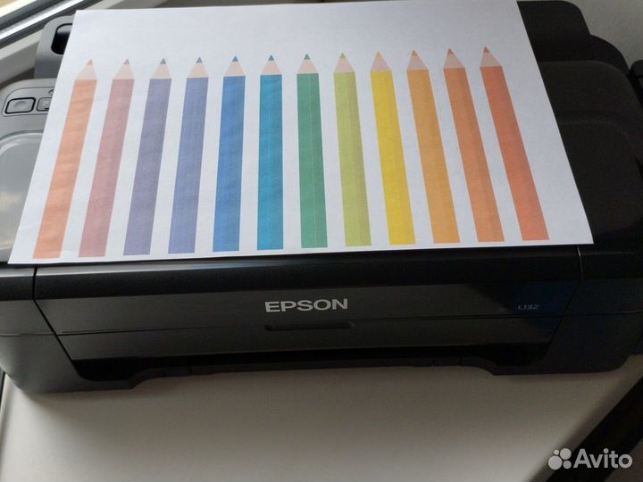 Принтер струйный Epson L132 в отличном состоянии