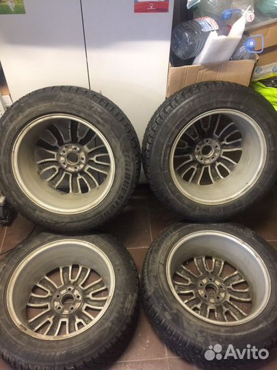 R18 Bridgestone Ice Cruiser 7000 235/60, PCD 5x108 DIA 63.3