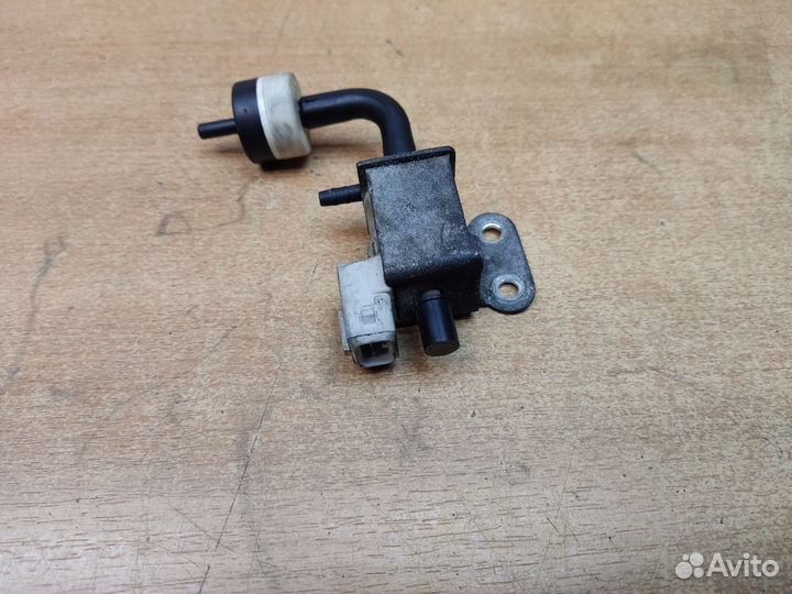 Клапан вакуумный, Volvo 960