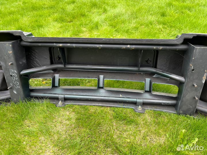 Передний бампер с усилителем УАЗ патриот 2011