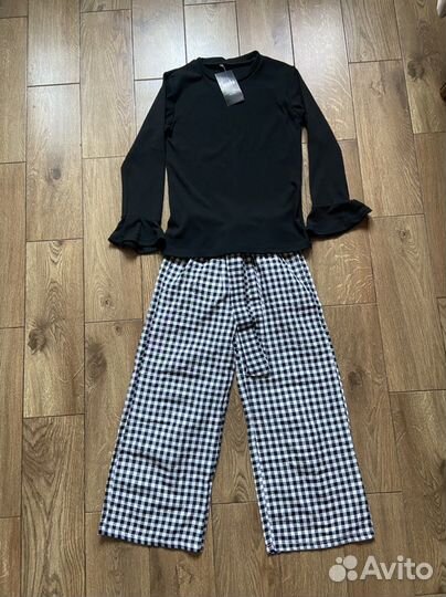 Костюм для девочки. 146 рост