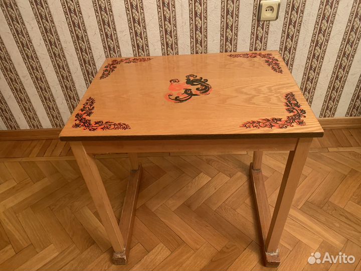 Столик детский