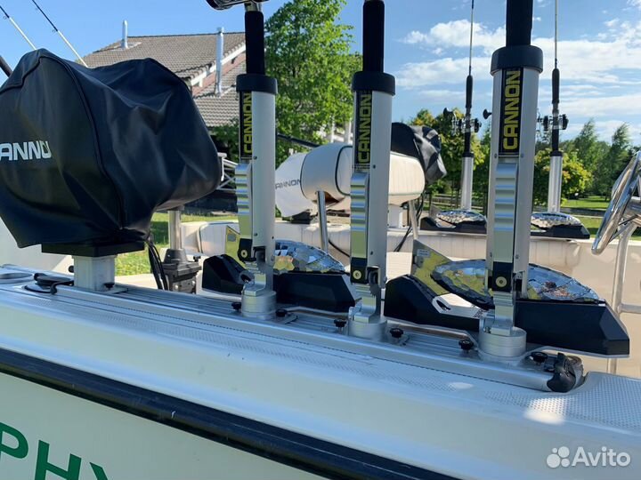 Рыбацкий катер Bayliner trophy 1703