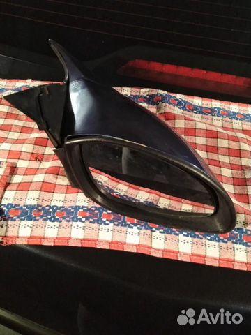 Зеркало заднего вида