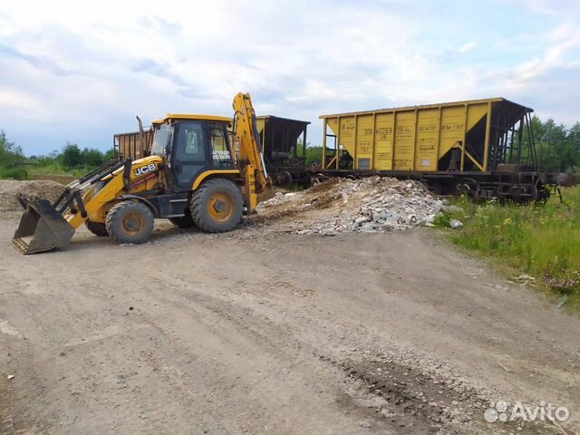 Машинист экскаватора вологда. Экскаватор погрузчик JCB уборка снега.