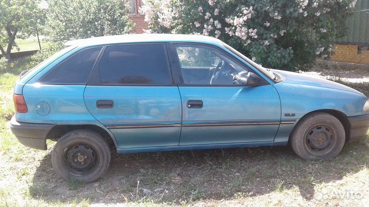Opel Astra, 1993