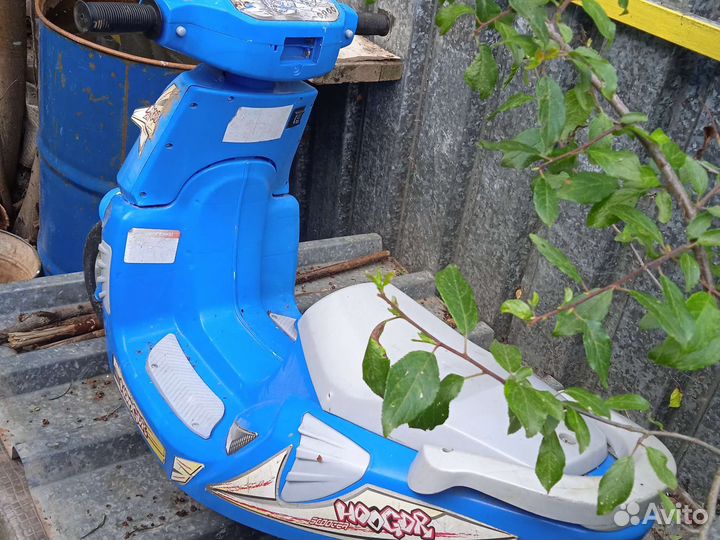 Детский электрический скутер