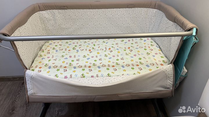 Детская кроватка Chicco next2me