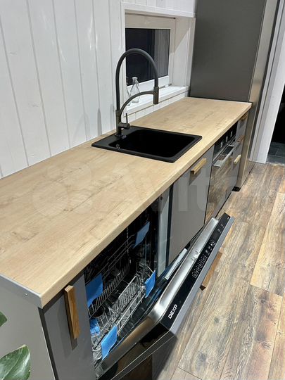 Дом 56 м² на участке 4 сот.