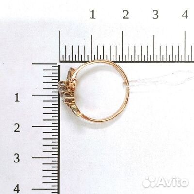 Золотое кольцо с камнем 17р
