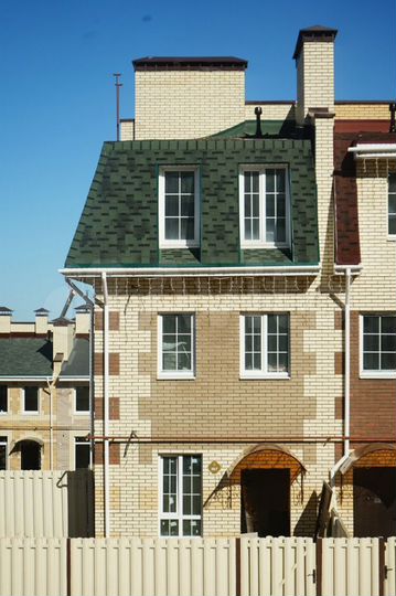 Таунхаус 109 м² на участке 1 сот.