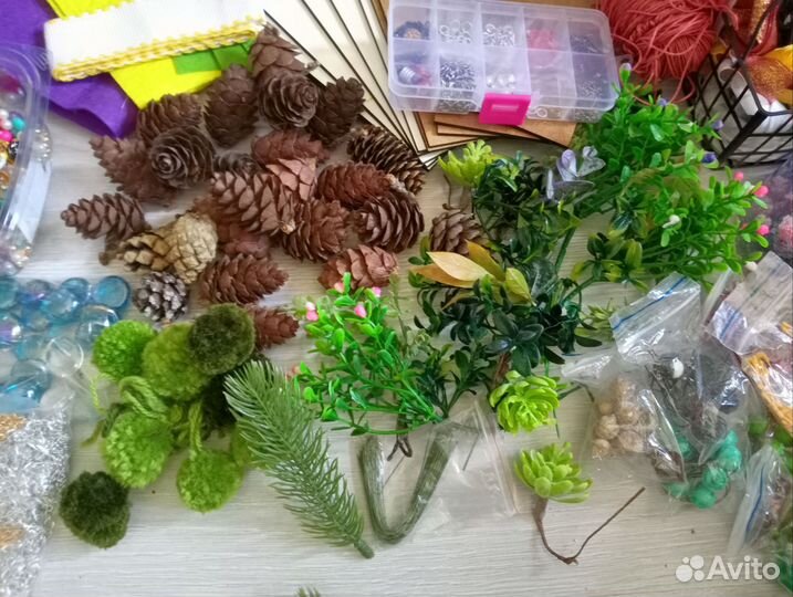 Материалы для творчества и рукоделия