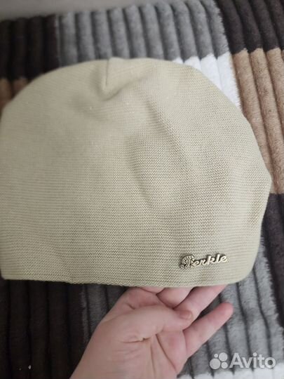 Шапки женские