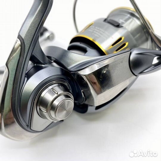Катушка daiwa 23 airity LT2500S-DH