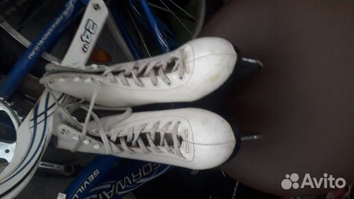 Коньки 39-го размера