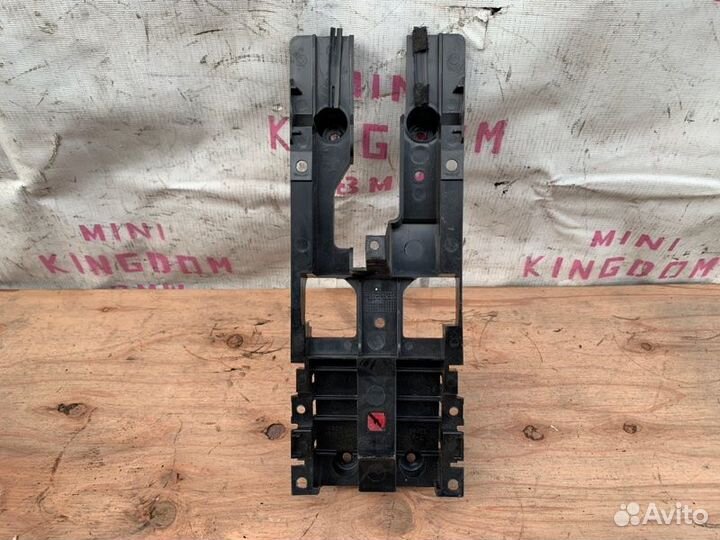 Кронштейн Mini Cooper S R53 W11 2004