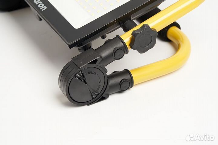 Прожектор переносной на штативе 70W LL-515 41545