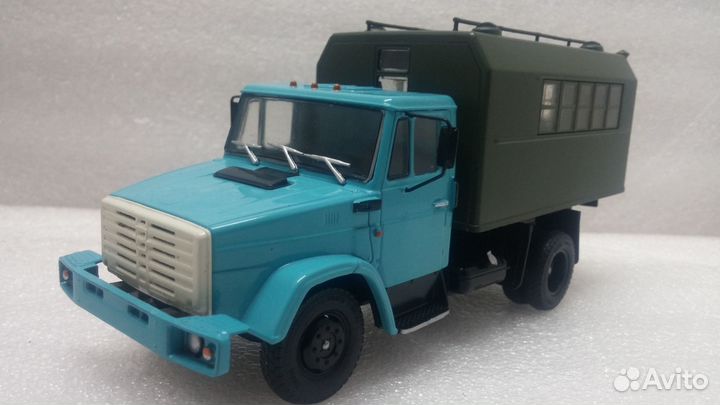 1:43 ЗИЛ-4333 кунг