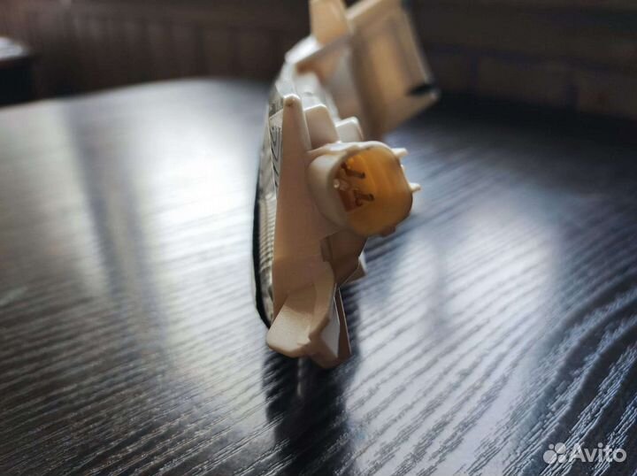 Поворотник в зеркало Honda Civic 4D