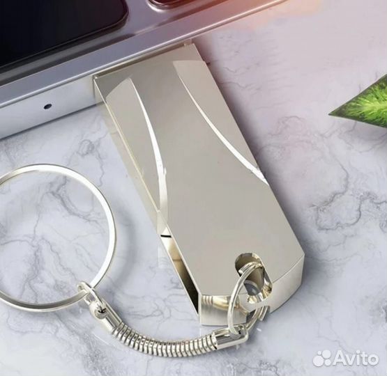 USB флешка 64 Гб