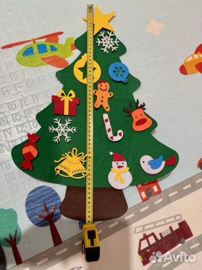 Детская ёлочка из фетра с игрушками на липучках