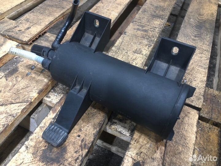 Абсорбер топливного бака Bmw 6 E63 N62B48