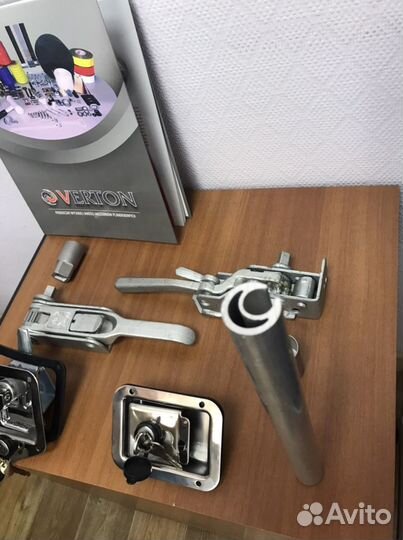 Труба для натяжки шторы алюминиевая 27 мм