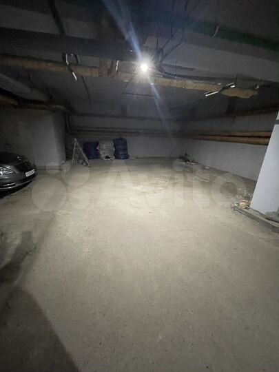 Машиноместо, 19 м²