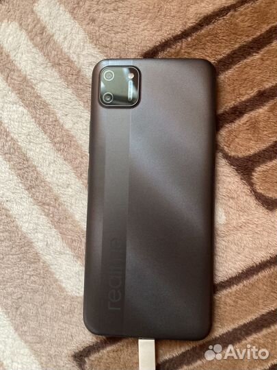 Телефон realme C11