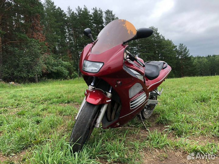 Suzuki RF400RV