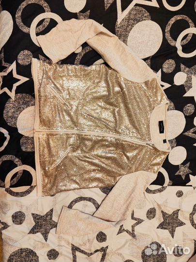 Жакет-косуха,толстовка с пайетками 46р